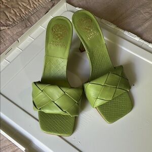 Vince Camuto Green Heeled Shoes for Elegant Style